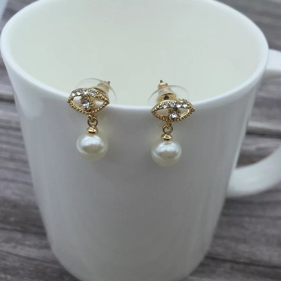 Earrings - Picture 2 of 2